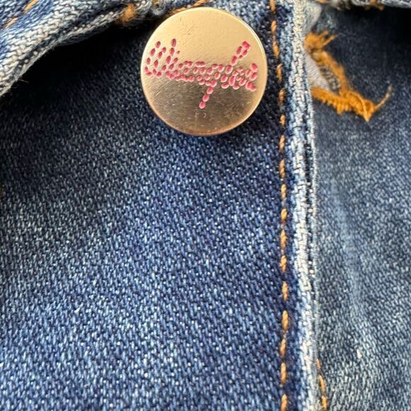 Wrangler-Barbie denim Jean jacket sz XL LE 
Classic 60s jean jacket New w/tags - Picture 16 of 16